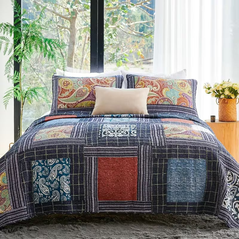 Double-Sided Lightweight Breathable Bedding Set 3 Piece, 1 Quilt Cover + 2 Pillowcases.