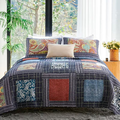 Double-Sided Lightweight Breathable Bedding Set 3 Piece, 1 Quilt Cover + 2 Pillowcases.