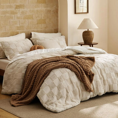 Bohemian Quilted 3-Piece Bedding Set-1 Soft Breathable Comforter with 2 Matching Pillowcases